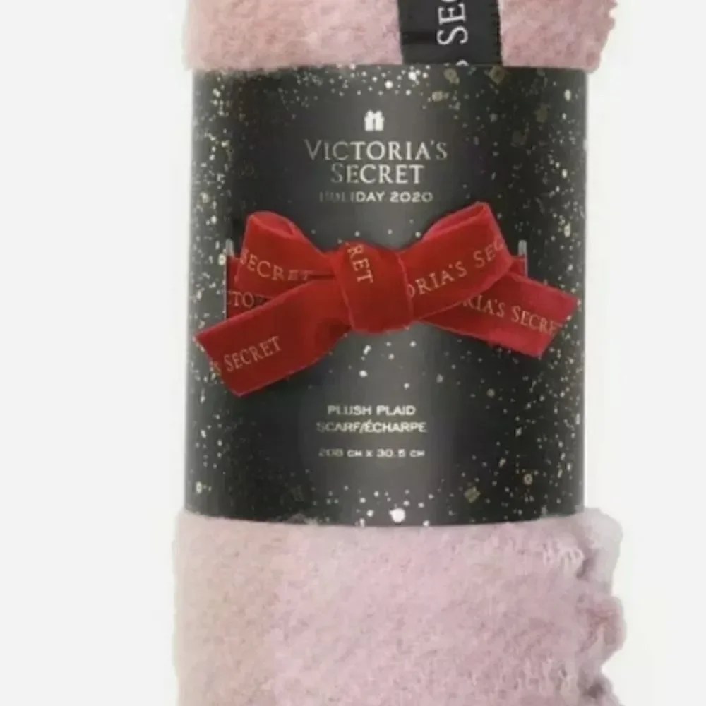 Victoria Secret Plush Plaid Check Scarf
